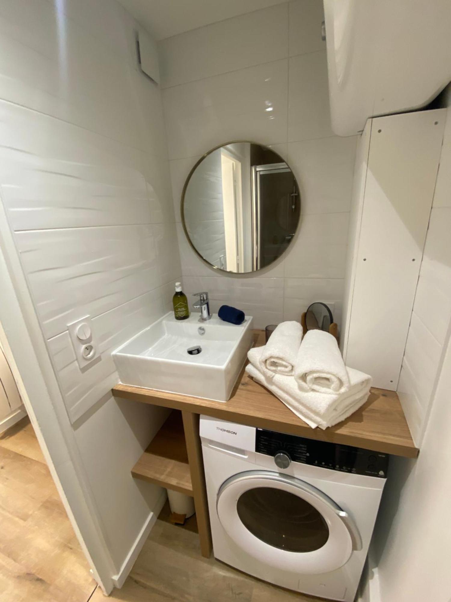 Ty Guenhael Petite Maisonnette Avec Exterieur Intra-muros Proche Port De *