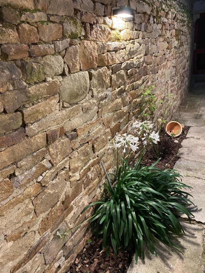 Apartamento Ty Guenhael Petite Maisonnette Avec Exterieur Intra-muros Proche Port De *